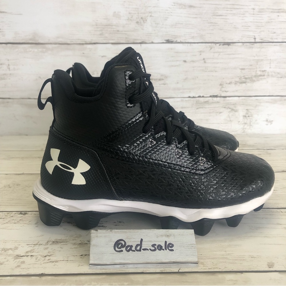 Under Armour Hammer Kid’s Football Cleats Size 1.5 Y